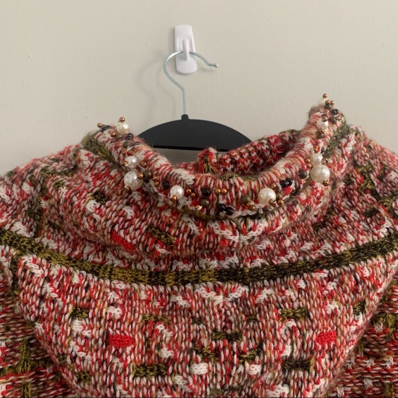 Plaid Knitted Tweed like Sweater with Pearl Beading - Picture 10 of 12